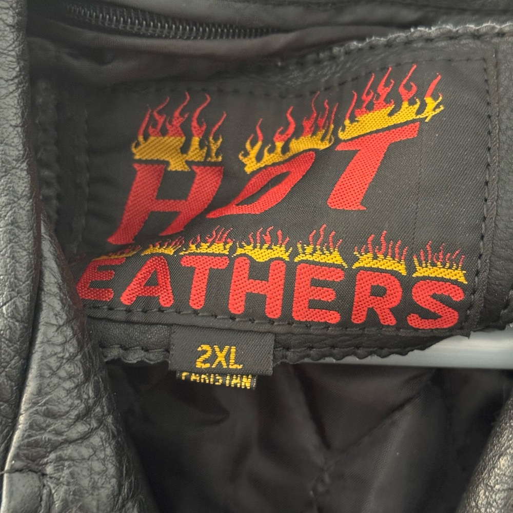 Classic Black Leather Motorcycle Jacket with Asymmetrical Zipper - Picture 5 of 5
